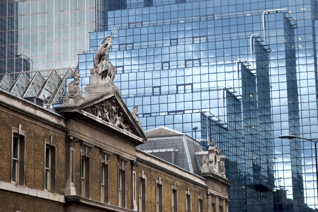 Old Money vs. New Money: Bridging Generations Through Multi-Family Offices